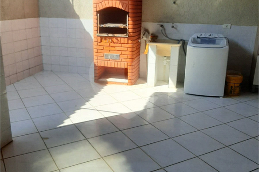 Sobrado à venda com 3 quartos, sendo 1 suíte, em Tremembé, São Paulo, SP