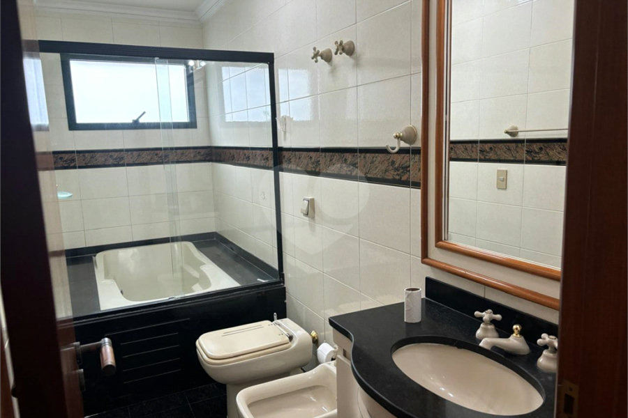 Apartamento à venda com 3 quartos, sendo 1 suíte,  em Santana, São Paulo, SP