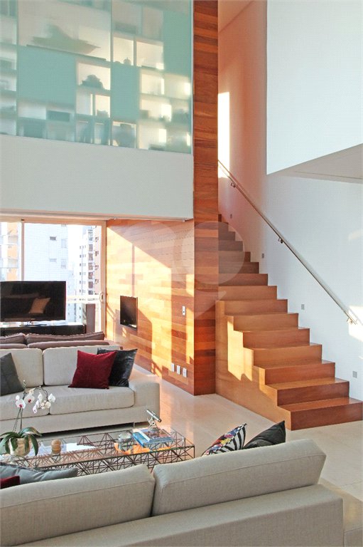 Apartamento à venda com 3 suítes em Vila Mariana, São Paulo, SP