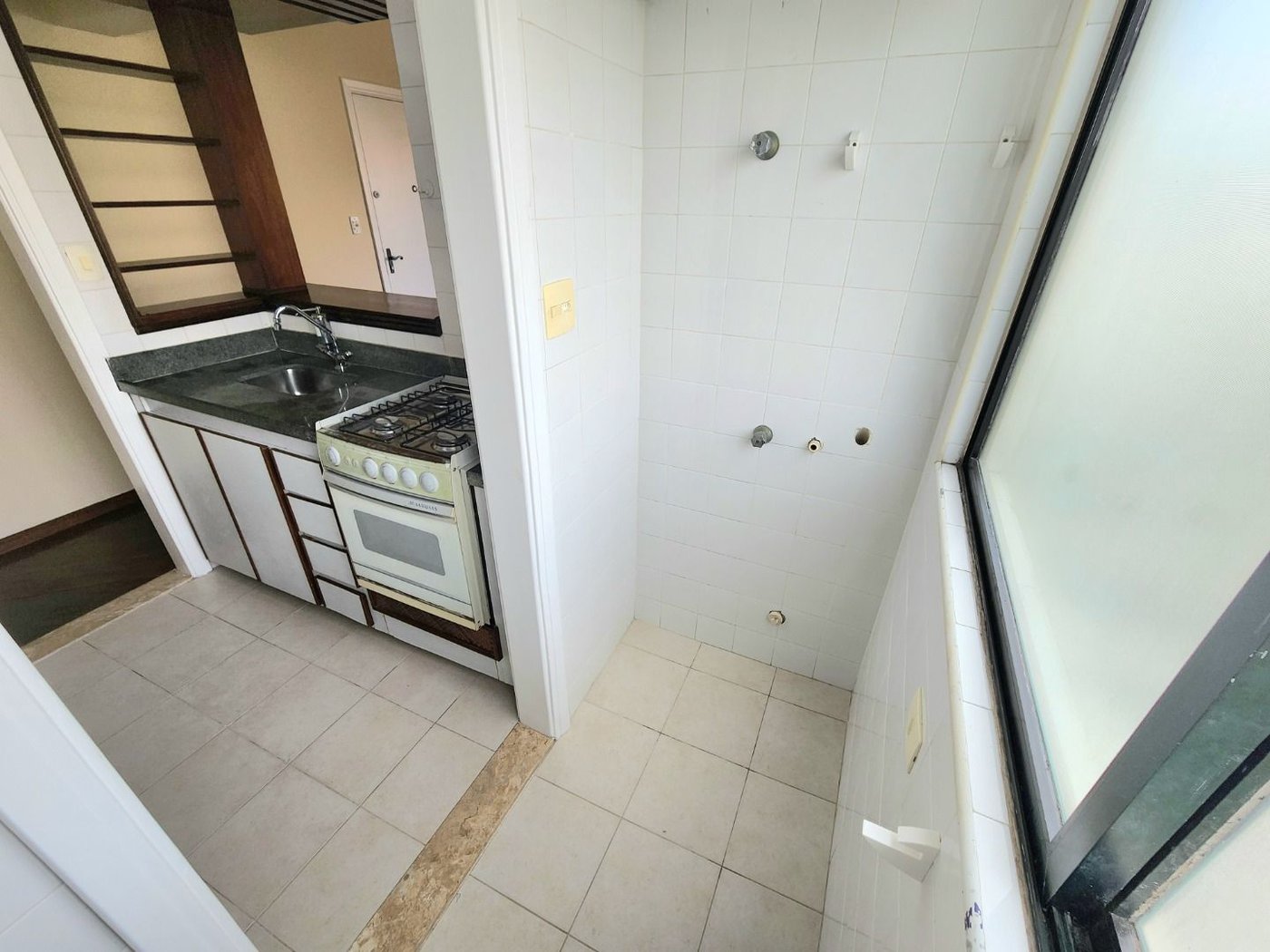 Apartamento para alugar, 47 m² por R$ 3.790,00/mês - José Menino - Santos/SP