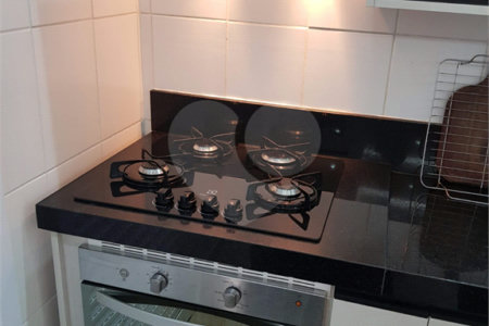 Apartamento à venda com 2 quartos, sendo 1 suíte, no Centro, São Bernardo do Campo, SP