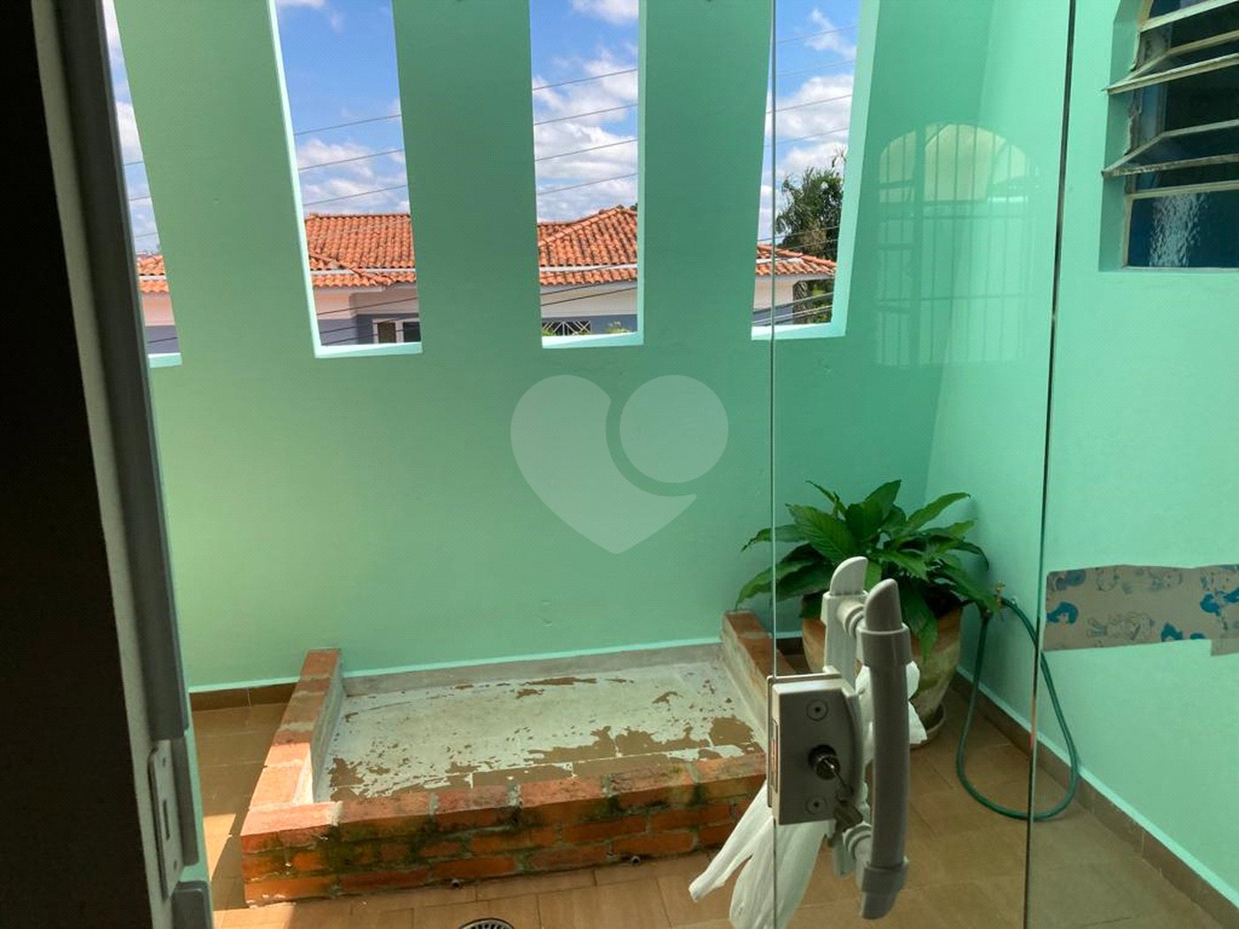 Casa à venda com 3 quartos, sendo 1 suíte,  em Vila Rosa, Itapetininga, SP