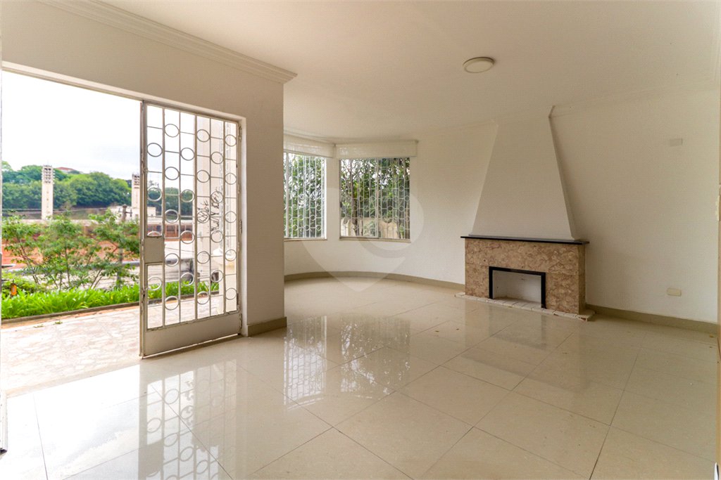 Casa à venda ou para alugar com 4 quartos, sendo 1 suíte,  em Pacaembu, São Paulo, SP