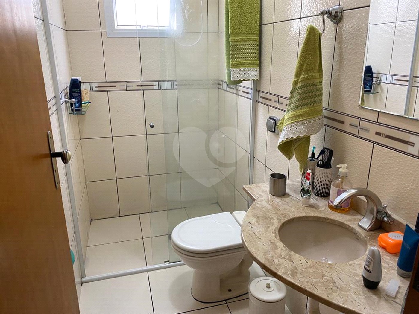 Sobrado à venda com 3 quartos, sendo 1 suíte, em Horto, São Paulo, SP