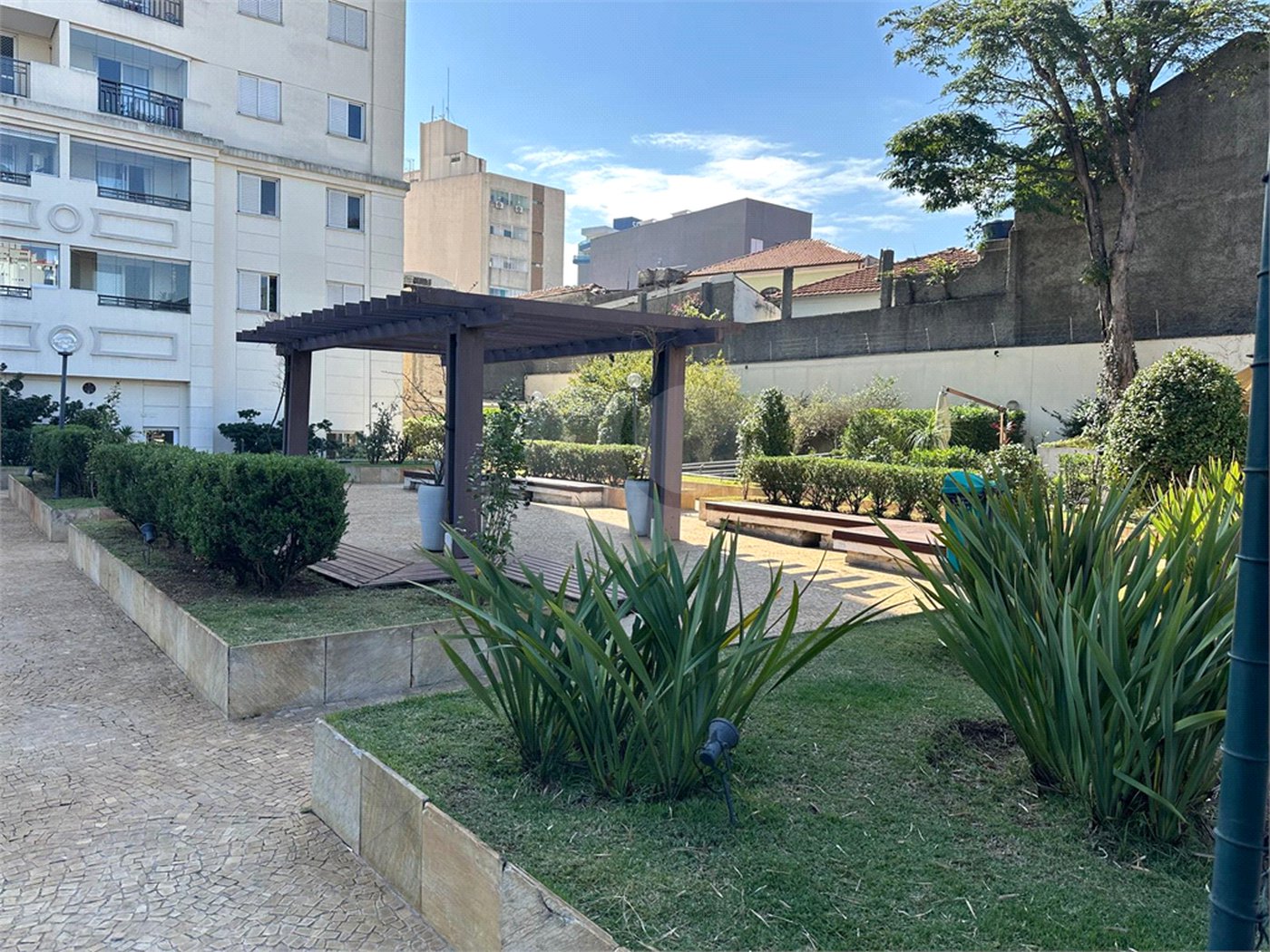 Apartamento à venda com 3 quartos, sendo 1 suíte,  em Mooca, São Paulo, SP