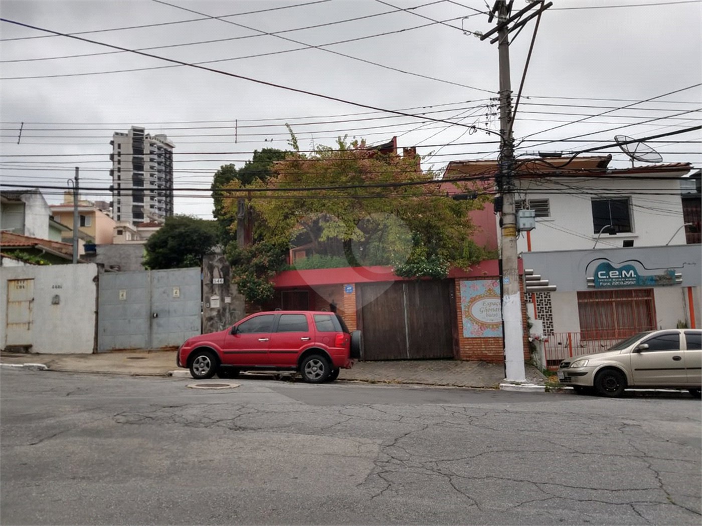Sobrado à venda com 5 quartos, sendo 3 suítes,  em Jardim França, São Paulo, SP