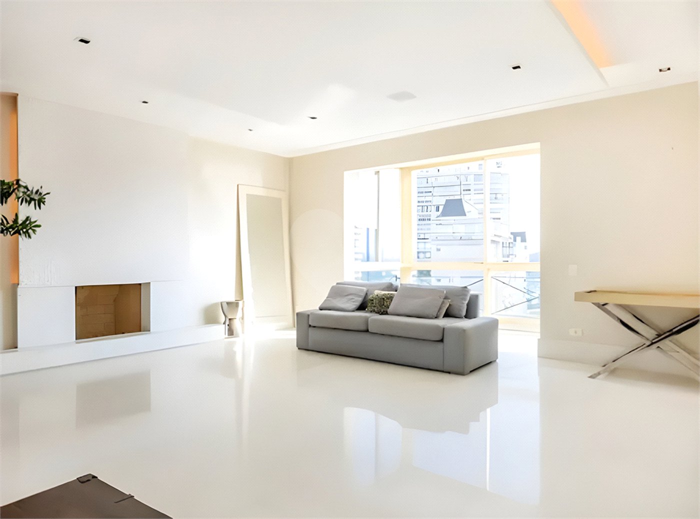 Apartamento à venda com 4 quartos, sendo 3 suítes, em Jardim Paulistano, São Paulo, SP