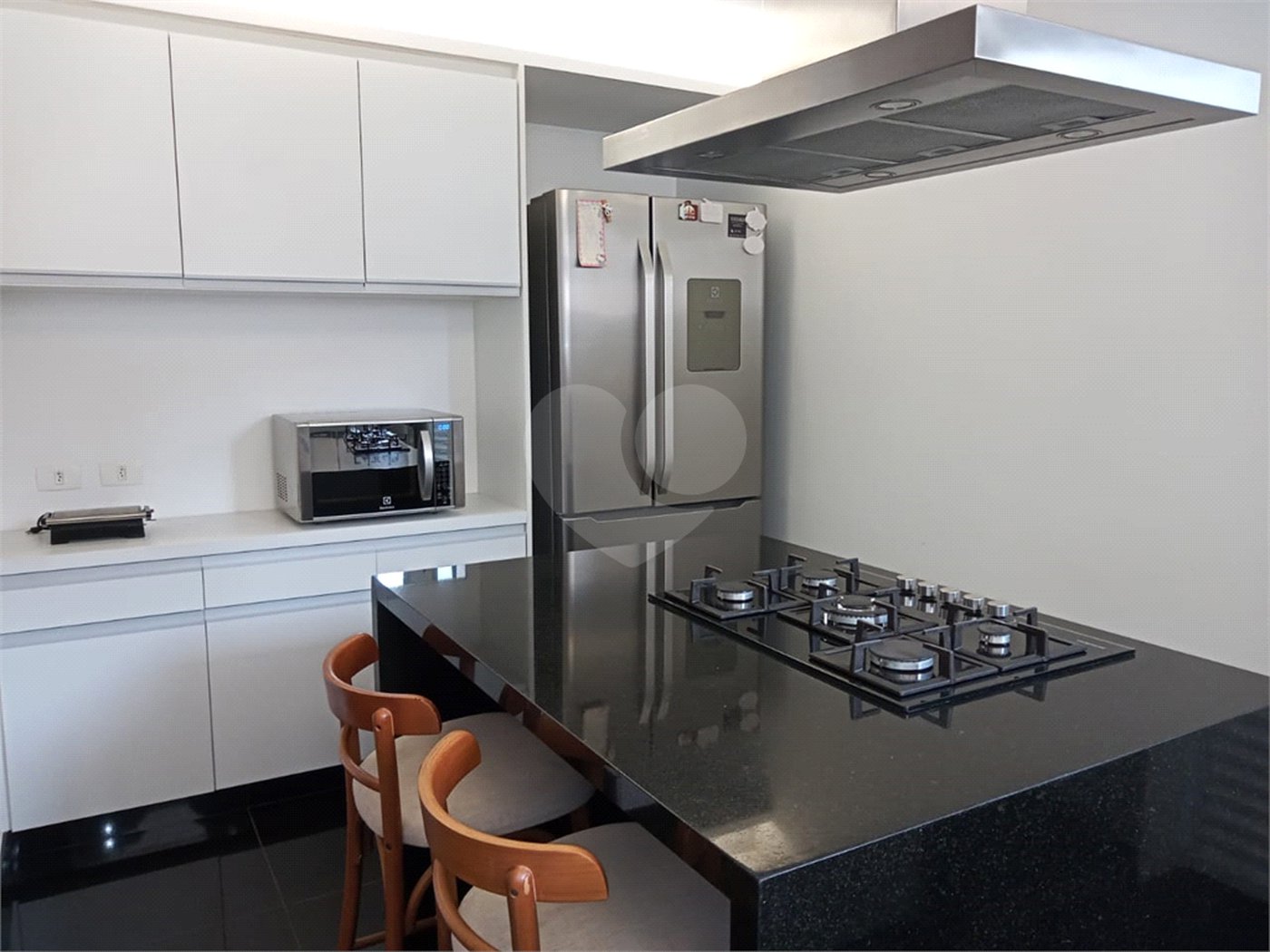 Apartamento à venda com 3 quartos, sendo 1 suíte, em Higienópolis, São Paulo, SP