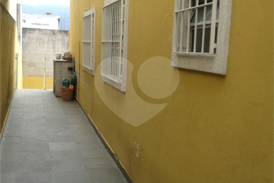 Sobrado à venda com 3 quartos em Tremembé, São Paulo, SP