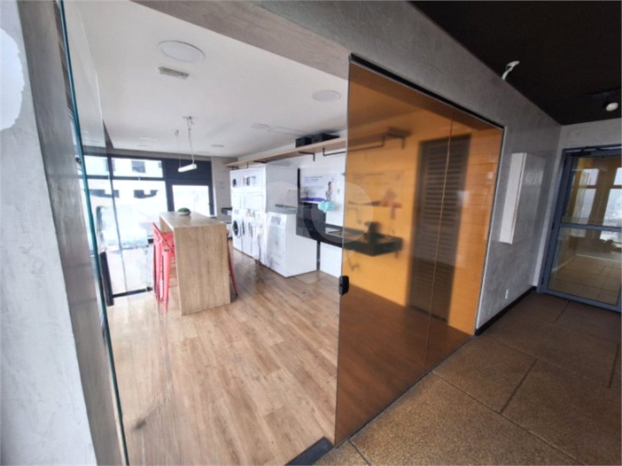 Apartamento à venda com 2 quartos, sendo 1 suíte,  em Vila Esperança, São Paulo, SP