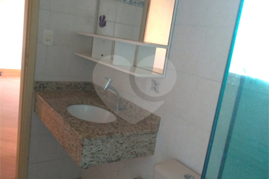 Casa à venda com 5 quartos, sendo 1 suíte, em Mantiqueira, Mairiporã, SP