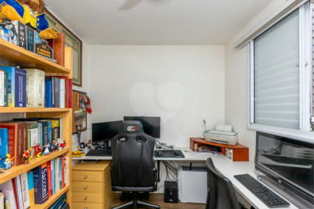 Apartamento à venda com 2 quartos, sendo 1 suíte,  em Jardim Caboré, São Paulo, SP