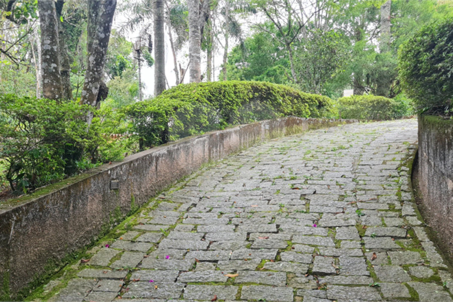 Casa à venda com 4 suítes no condomínio Jardim da Montanha I, Mairiporã - SP