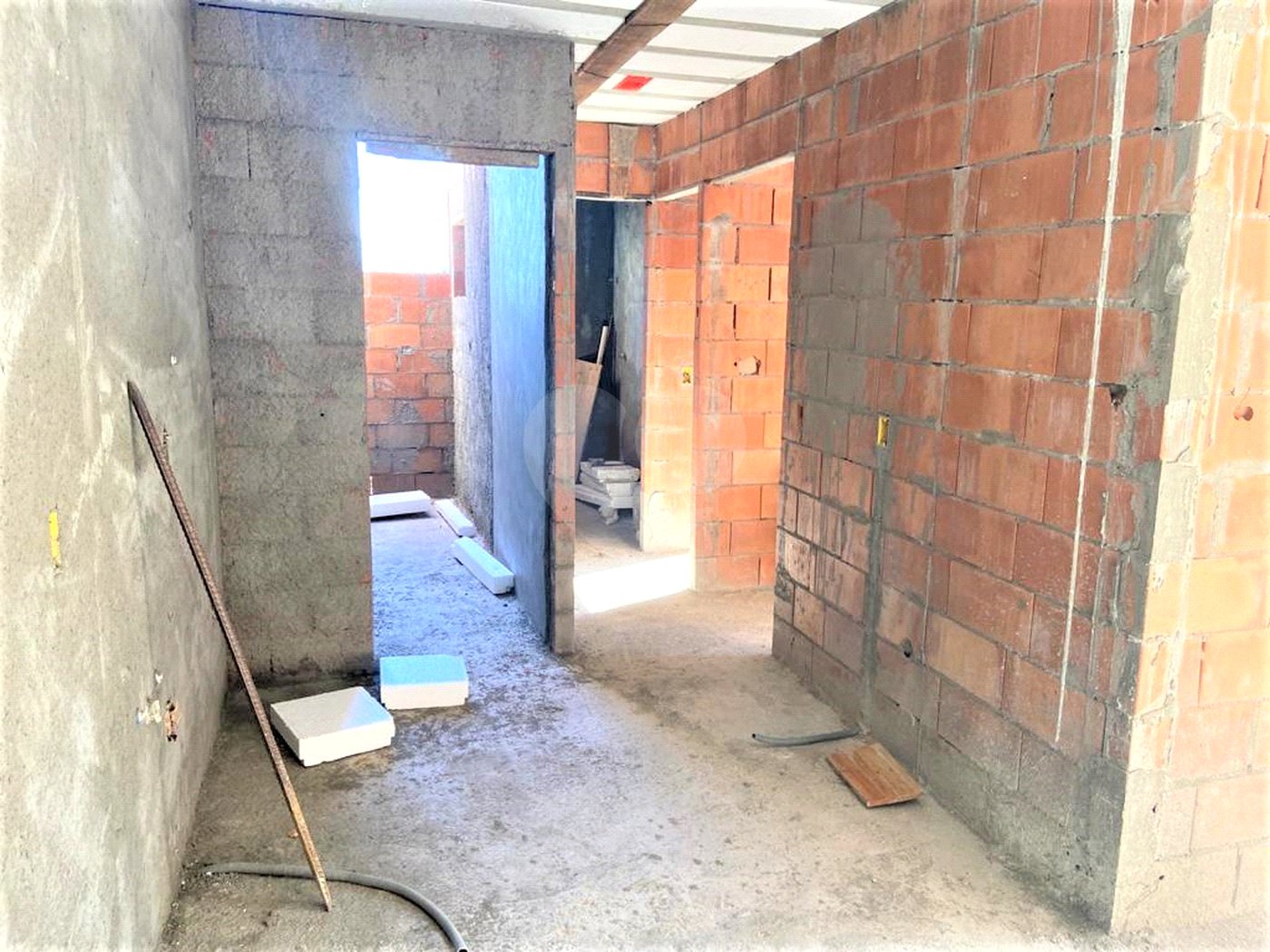 Casa à venda com 2 quartos no condomínio Fontes, São Paulo - SP