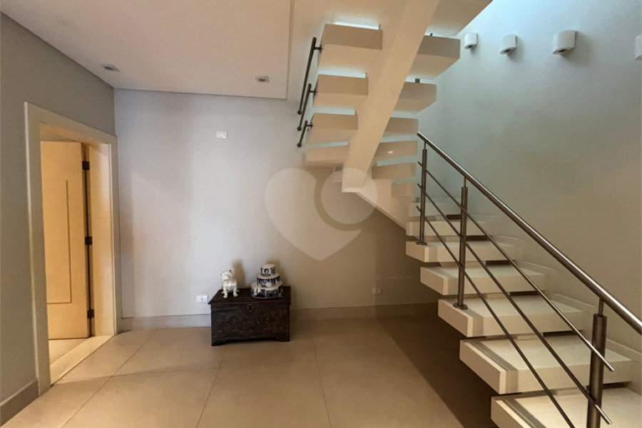 Casa à venda com 4 quartos, sendo 3 suítes, no condomínio Reserva Nova Cantareira, São Paulo - SP