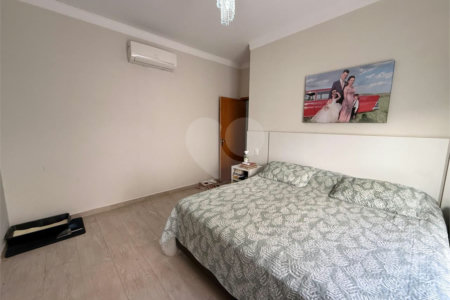 Casa à venda com 3 quartos, sendo 1 suíte, no condomínio Vila Rica, Indaiatuba - SP