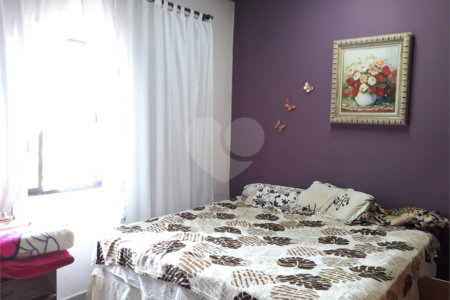 Sobrado à venda com 3 quartos, sendo 1 suíte,  em Jardim Oriental, São Paulo, SP