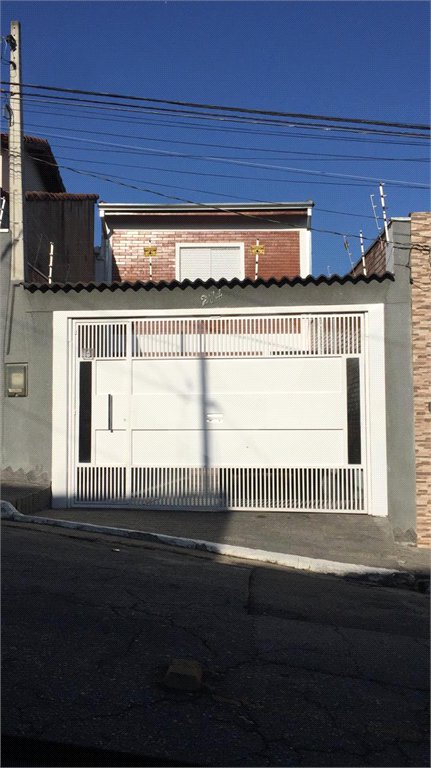 Sobrado à venda com 3 quartos, sendo 1 suíte,  em Alto da Boa Vista, Mogi das Cruzes, SP