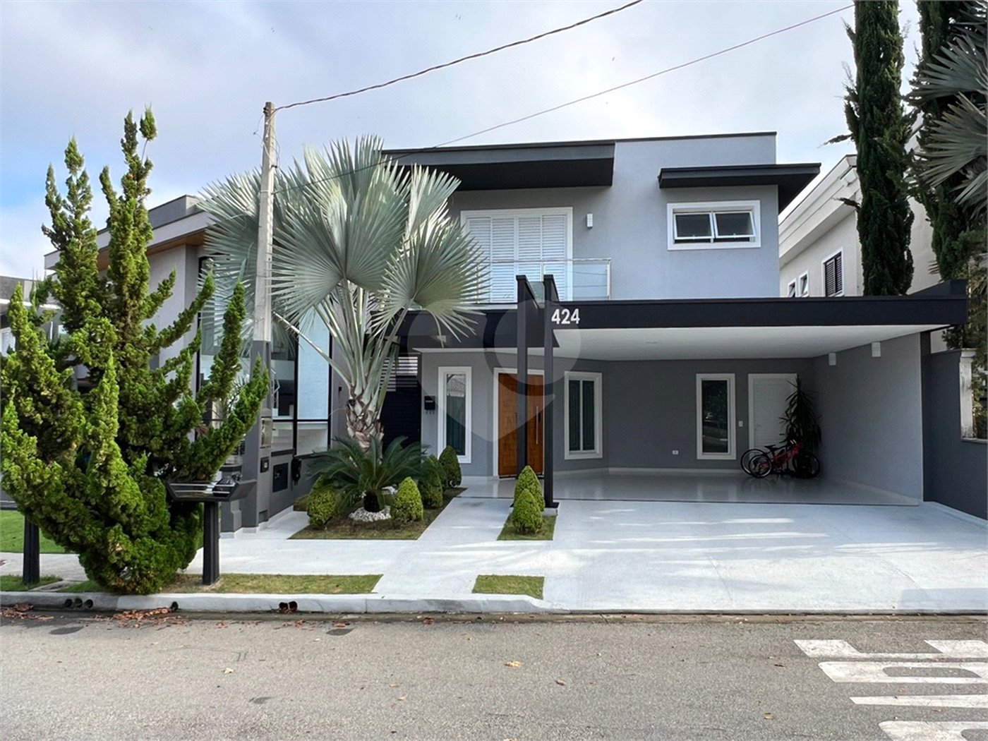 Casa à venda com 4 suítes no condomínio Altos da Serra Vi, São José dos Campos - SP
