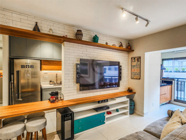 Apartamento à venda com 2 quartos, sendo 1 suíte,  em Jardim Prudência, São Paulo, SP