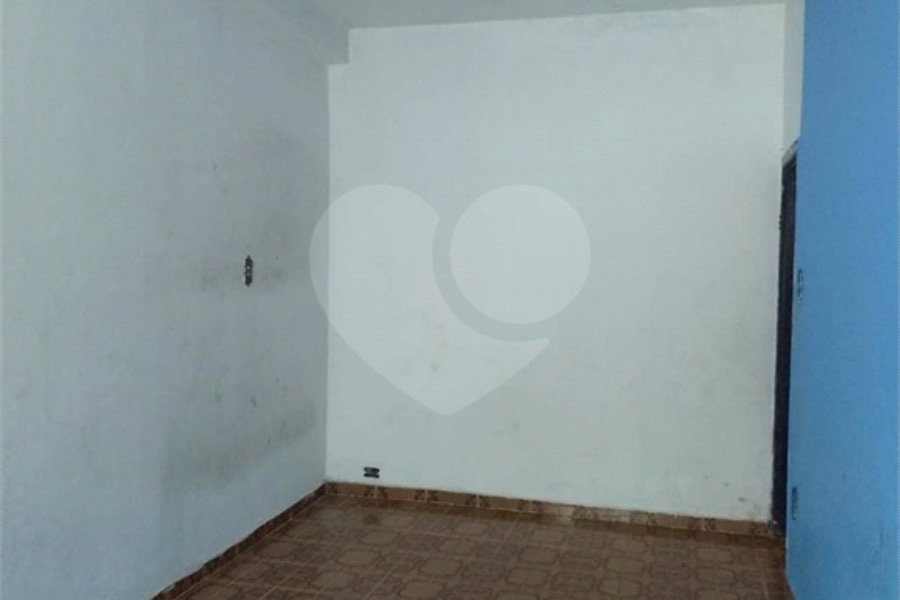Sobrado à venda com 2 quartos em Tremembé, São Paulo, SP