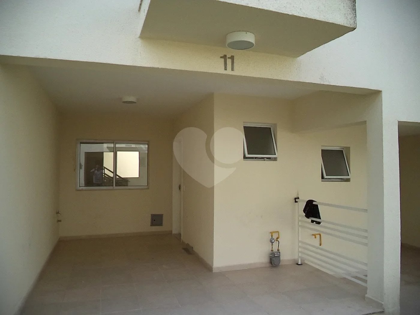 Casa à venda com 2 suítes no condomínio Villagio da Serra, São Paulo - SP