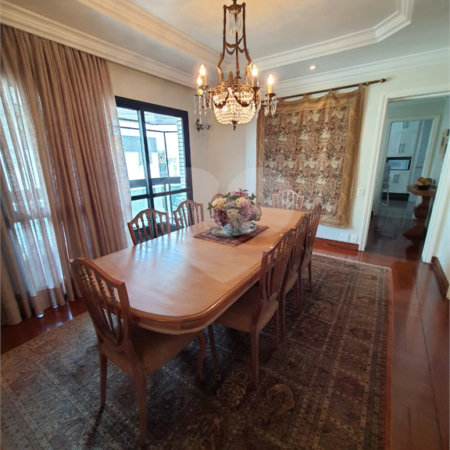 Apartamento à venda com 4 suítes em Vila Andrade, São Paulo, SP