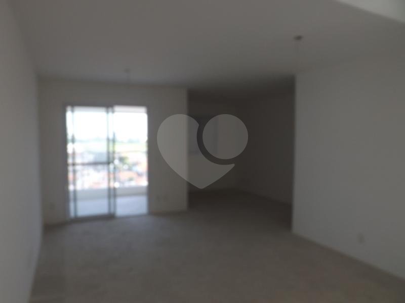 Apartamento à venda com 3 quartos, sendo 1 suíte, em Cidade São Francisco, São Paulo, SP