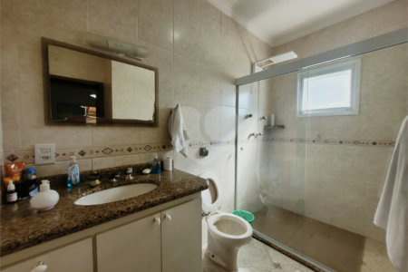 Casa à venda com 4 quartos, sendo 3 suítes,  no condomínio Acmti - Colinas do Mosteiro, Terras de Itaici e Recanto dos Pássaros, Indaiatuba - SP