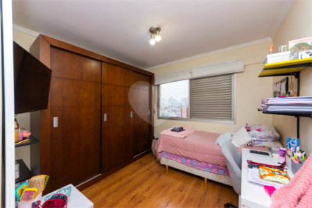 Apartamento à venda com 3 quartos, sendo 1 suíte, em Mirandópolis, São Paulo, SP