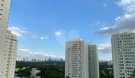 Apartamento para alugar com 2 quartos, sendo 1 suíte,  em Alto da Lapa, São Paulo, SP
