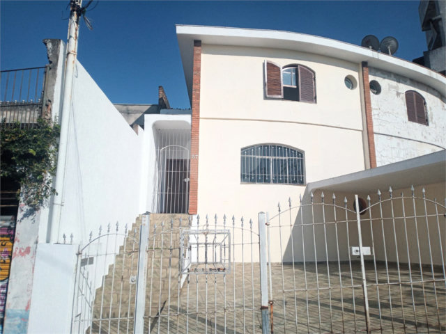 Sobrado à venda com 3 quartos, sendo 1 suíte,  no Brasilândia, São Paulo, SP