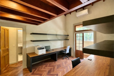 Casa à venda com 4 suítes no condomínio Parque das Artes, Embu das Artes - SP