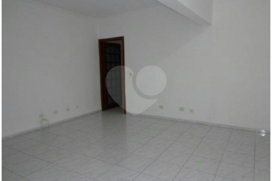 Casa à venda com 2 quartos, sendo 1 suíte, em Tremembé, São Paulo, SP