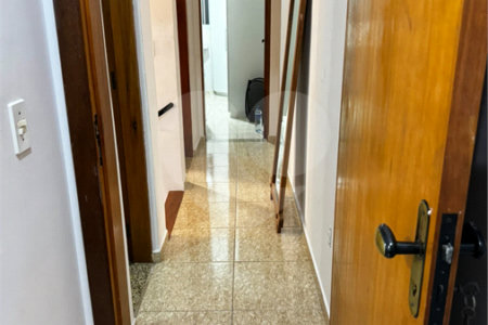 Sobrado à venda com 3 quartos, sendo 1 suíte,  em Parque Ipê, São Paulo, SP