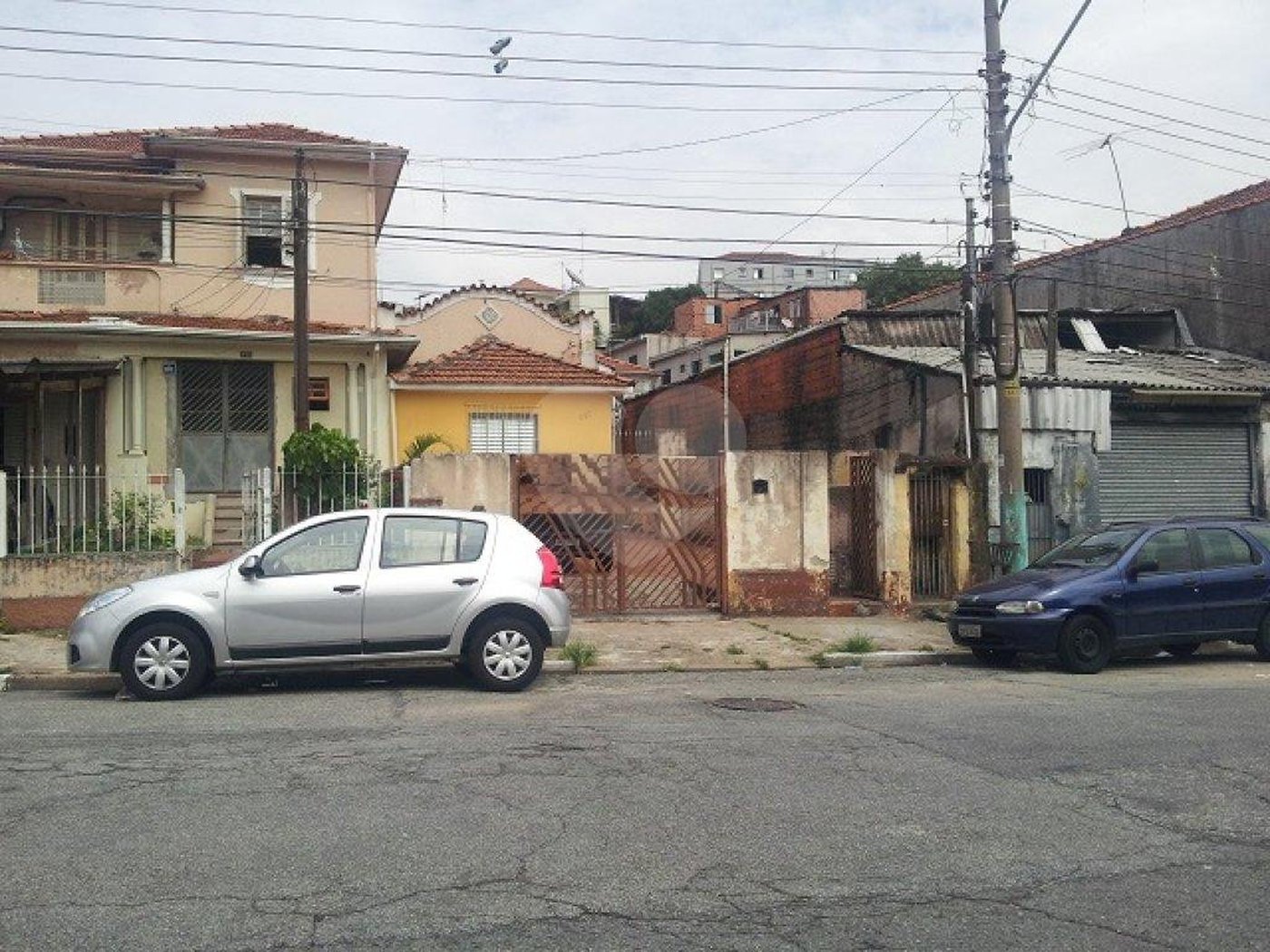 Terreno à venda com 6 quartos, sendo 2 suítes, em Vila Maria Alta, São Paulo, SP
