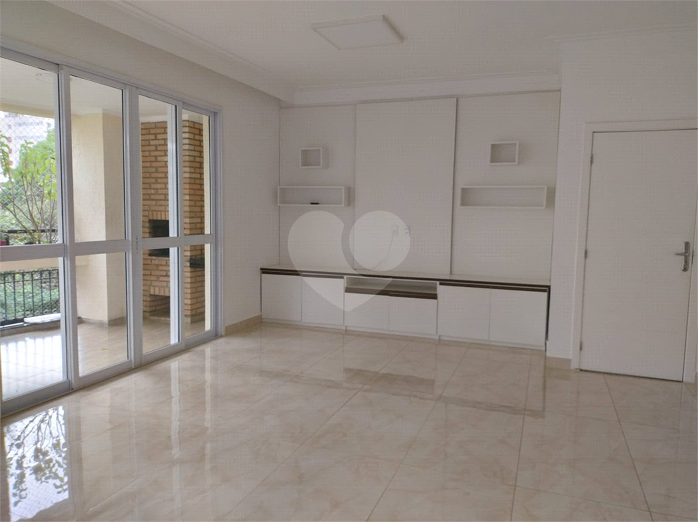 Apartamento à venda ou para alugar com 3 suítes em Indianópolis, São Paulo, SP