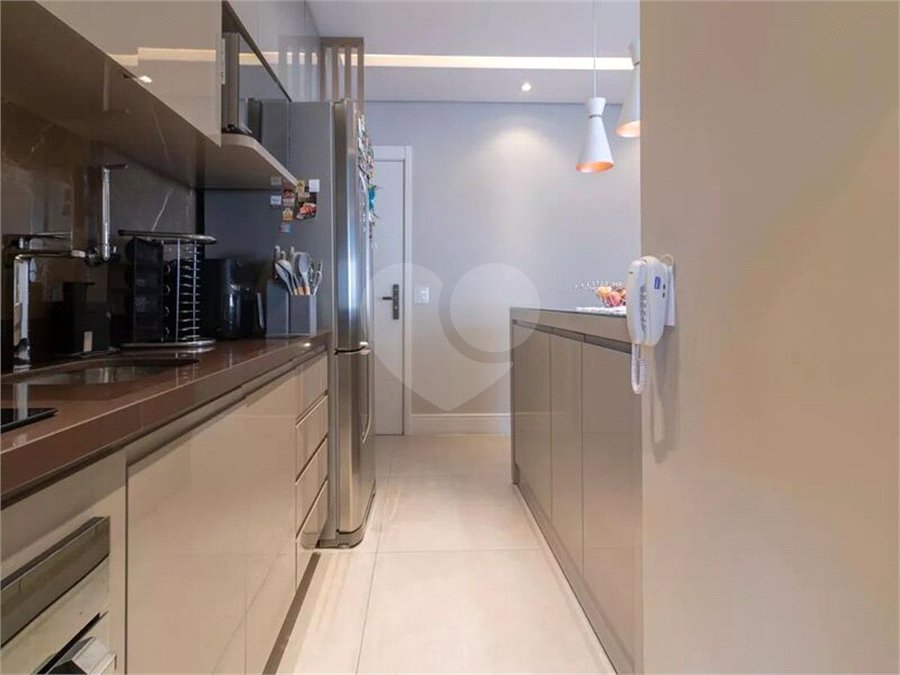 Apartamento à venda com 2 quartos, sendo 1 suíte, em Vila Olímpia, São Paulo, SP