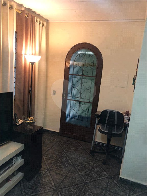 Casa à venda com 2 quartos em Jardim Dourado, Guarulhos, SP