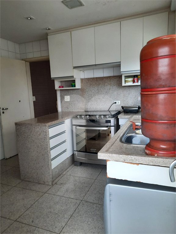 Sobrado à venda com 3 quartos, sendo 1 suíte, em Jardim Ester, São Paulo, SP