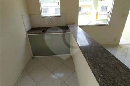 Sobrado à venda com 1 quarto em Campo Grande, Rio de Janeiro, RJ