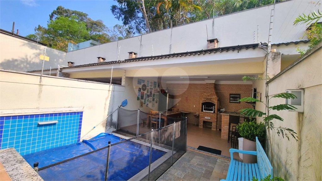 Casa à venda com 3 suítes no condomínio Residencial Cantareira, São Paulo - SP
