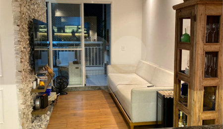 Apartamento à venda com 3 quartos, sendo 1 suíte,  em Vila Maria, São Paulo, SP
