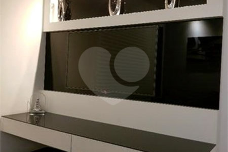 Apartamento à venda com 3 quartos, sendo 2 suítes, em Vila Maria Alta, São Paulo, SP