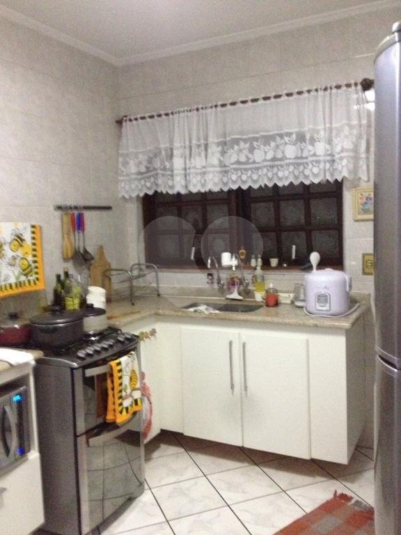 Sobrado à venda com 3 quartos, sendo 2 suítes, em Parque Edu Chaves, São Paulo, SP