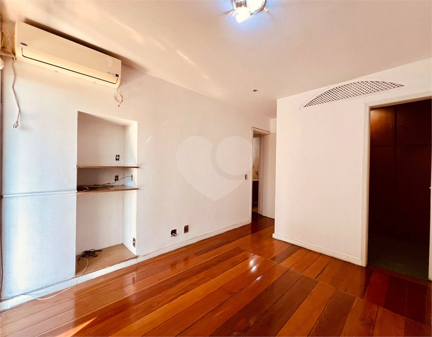 Apartamento à venda com 4 quartos, sendo 2 suítes, em Vila Isabel, Rio de Janeiro, RJ