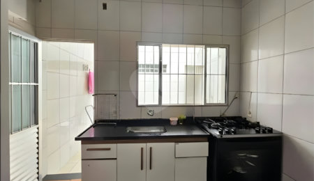 Sobrado à venda com 2 quartos em Vila São Geraldo, São Paulo, SP