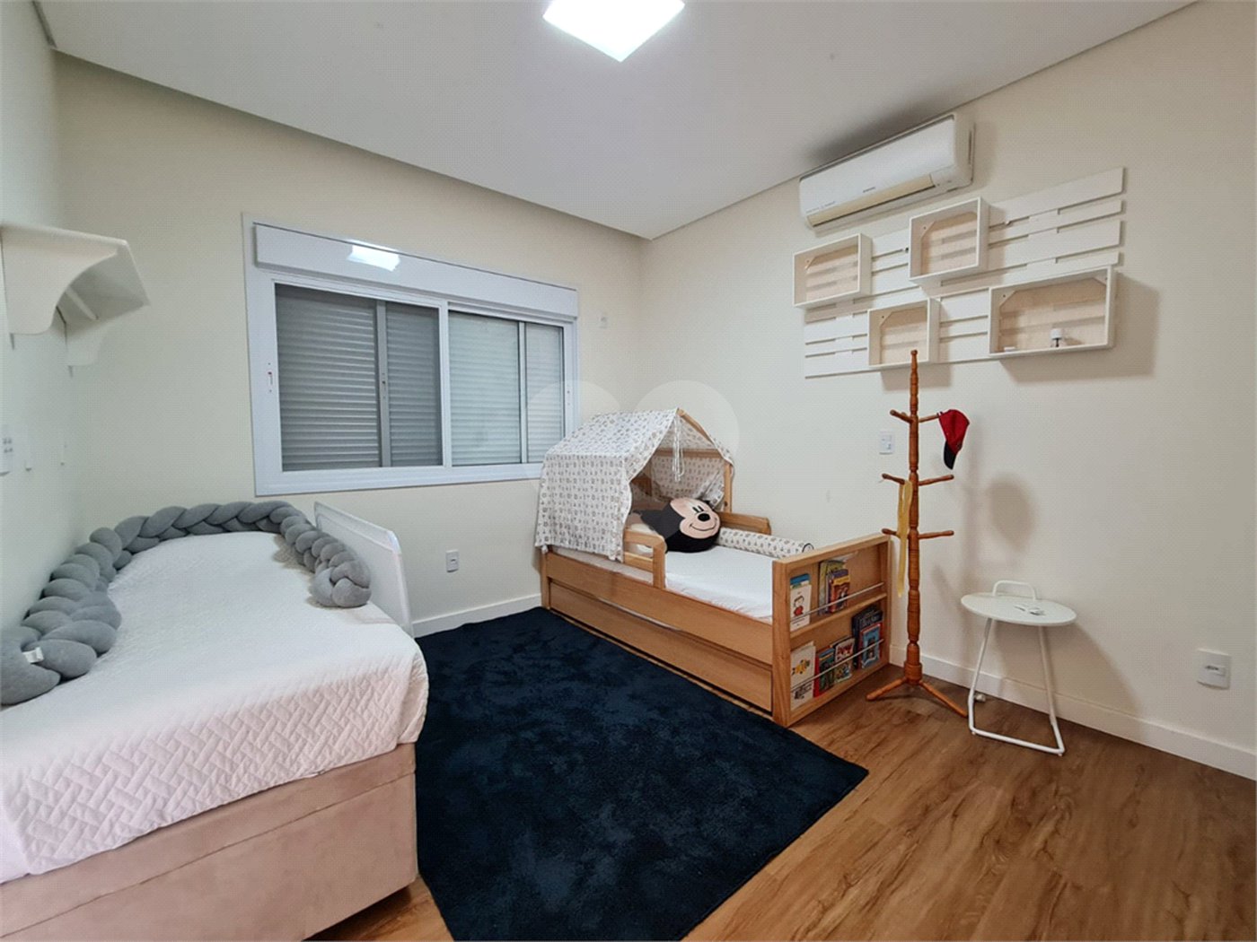 Casa à venda ou para alugar com 4 suítes no condomínio Residencial Jardim Primavera, Louveira - SP