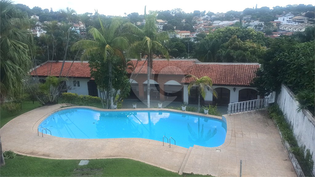 Casa à venda com 4 quartos, sendo 3 suítes, em Jardim Itaperi, Atibaia, SP