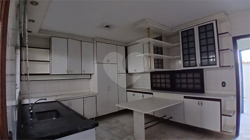 Sobrado à venda com 4 quartos, sendo 1 suíte, em Santana, São Paulo, SP